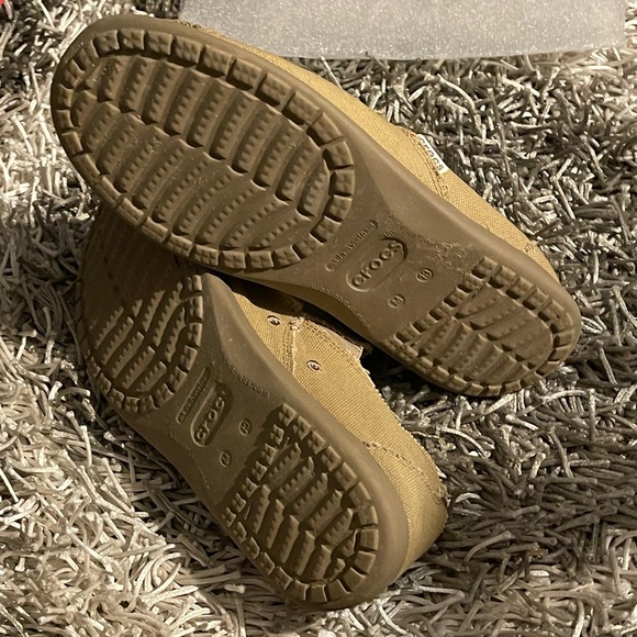 Crocs Santa Cruz Downtime Slip On Shoe Men's Size 13 Khaki NEW - Picture 5 of 7